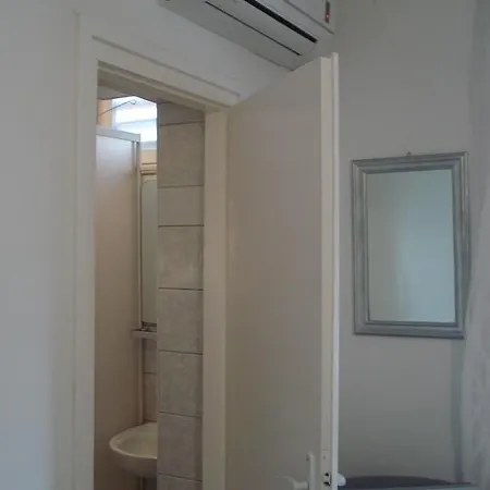 Studio Diadora Apartment Zadar